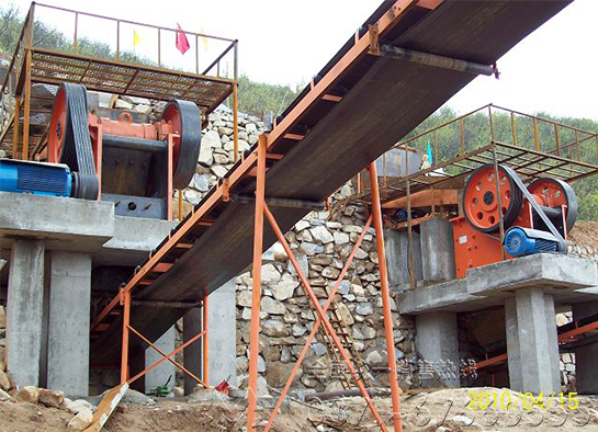 顎式破碎機(jī)