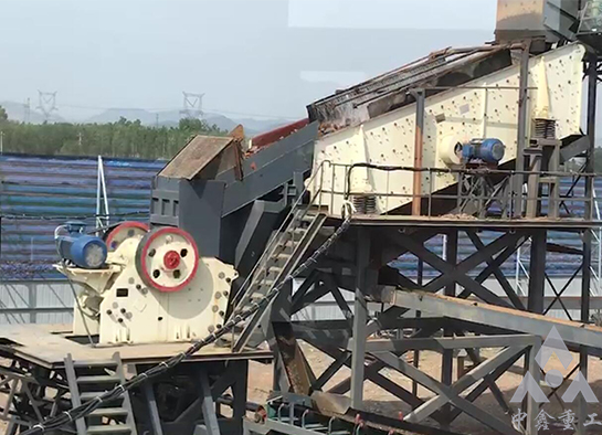 顎式破碎機(jī)