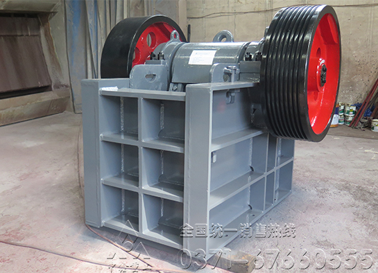 顎式破碎機(jī)