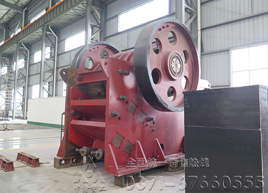顎式破碎機(jī)